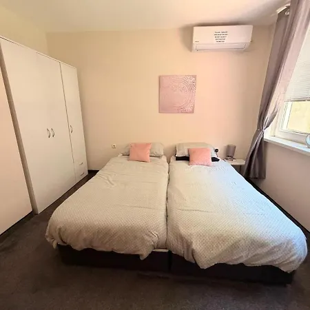 2 Bed Including Free Airport Ride شقة ساني بيتش