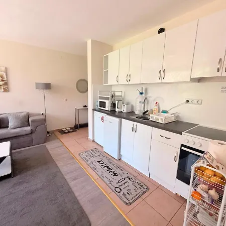 2 Bed Including Free Airport Ride * ساني بيتش